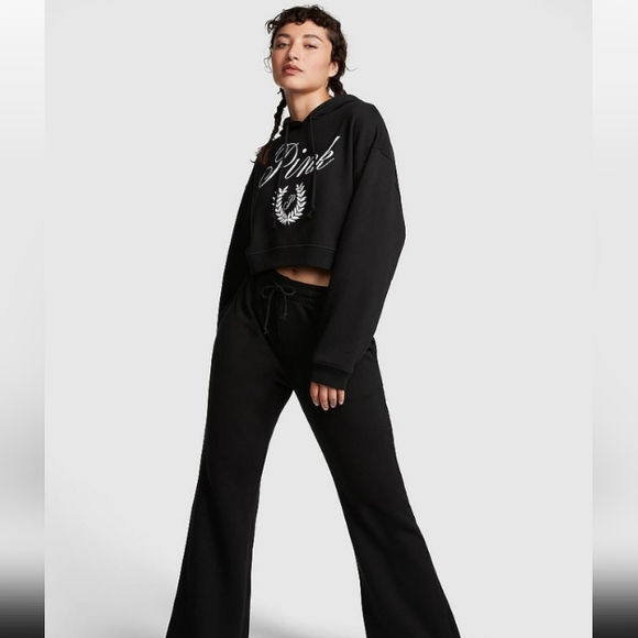 V.S.PINK CROP HOODIE - Picture 2 of 6